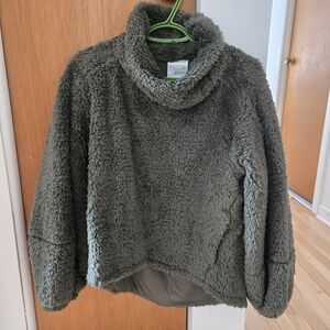 Cozy Green Women's Sweater